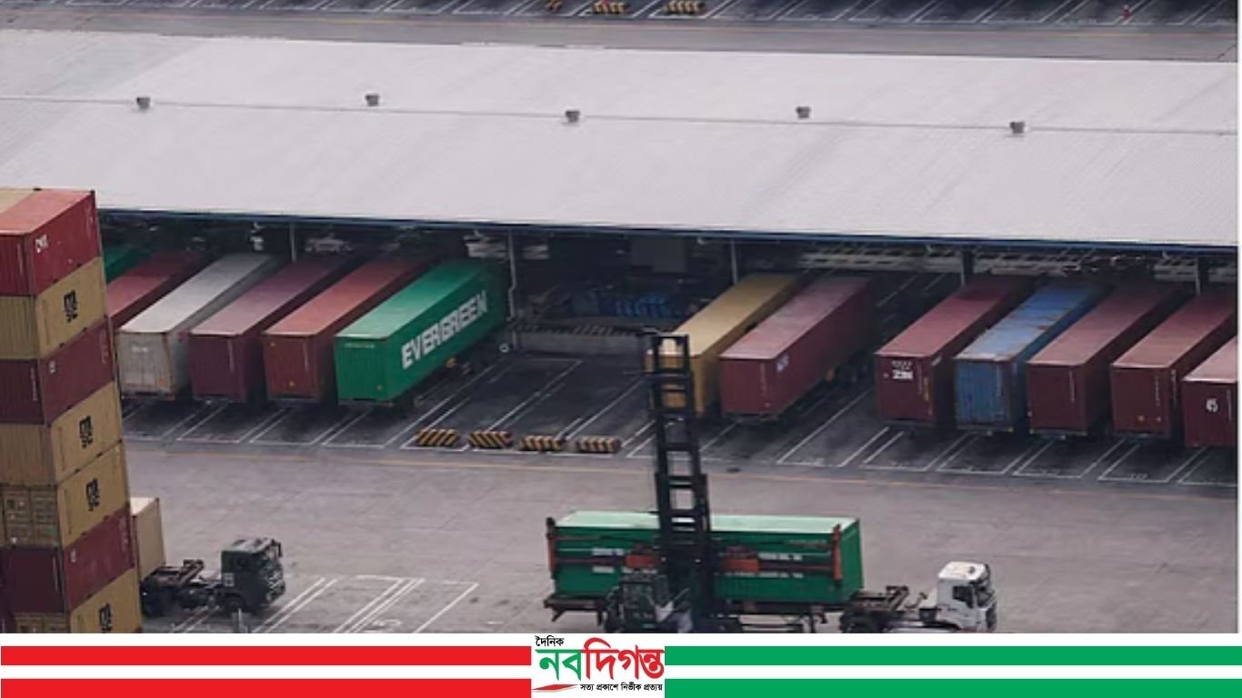 ট্রাম্পের শুল্ক ধাক্কার পরও চীনের রেকর্ড বাণিজ্য উদ্বৃত্ত ১ লাখ ২০ হাজার কোটি ডলার