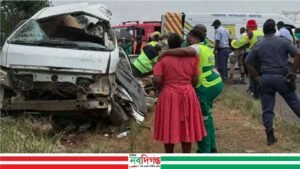 দক্ষিণ আফ্রিকায় স্কুলবাসের সঙ্গে ট্রাকের ভয়াবহ সংঘর্ষ, নিহত ১৩ শিশু