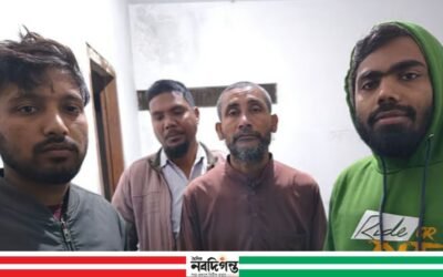 ভোটকেন্দ্রে অবৈধ প্রবেশের ঘটনায় রাজশাহী ও সাভারে ১৭ জন আটক