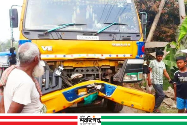 রাজবাড়ীতে ট্রাক-মোটরসাইকেল সংঘর্ষে নিহত ১