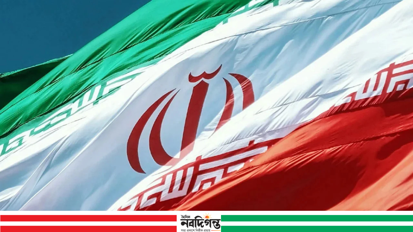 বিমান হামলা বন্ধ না হলে যুদ্ধবিরতি নয়: ইরানের কঠোর অবস্থান