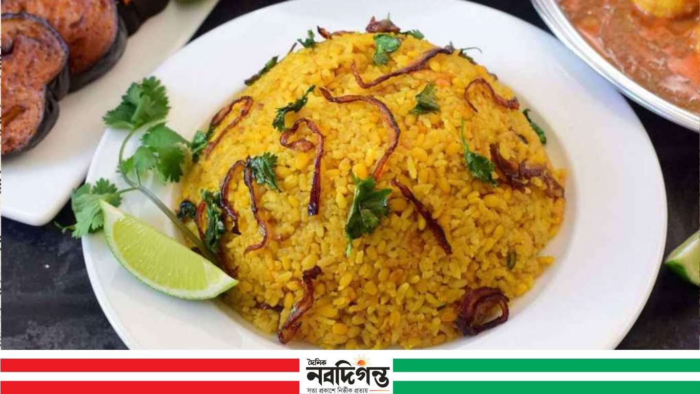 বৃষ্টির দিনে জমবে স্বাদ, ঝরঝরে ভুনা খিচুড়ি