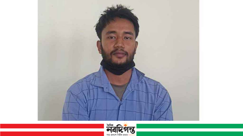 ভর্তি পরীক্ষায় মোবাইল দিয়ে নকলের চেষ্টা, শিক্ষার্থী বহিষ্কার