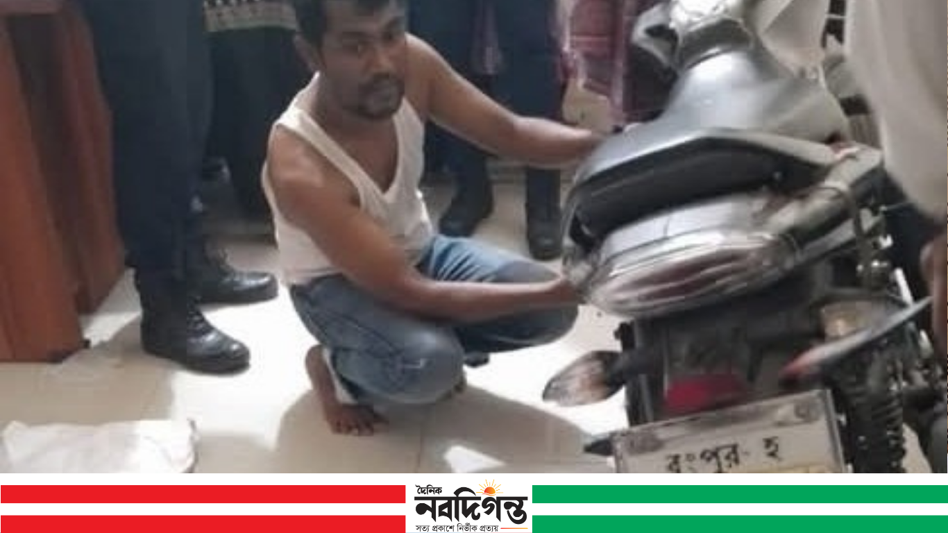 সুন্দরগঞ্জে কালোবাজারে তেল বিক্রির দায়ে শিক্ষককে ৫ হাজার টাকা জরিমানা