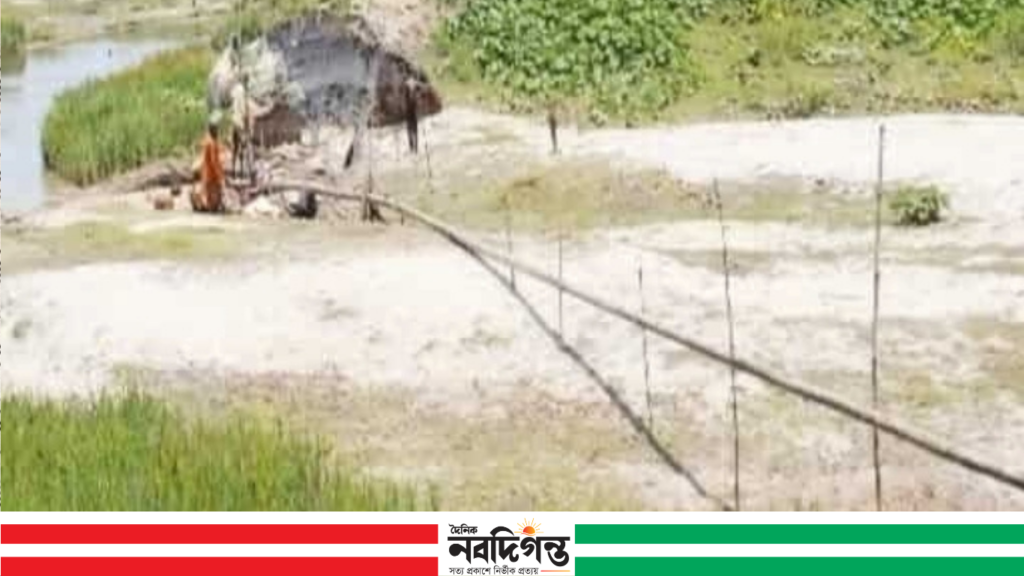 সুন্দরগঞ্জে অবৈধ বালু উত্তোলনে হুমকিতে কৃষি জমি ও বসতভিটা