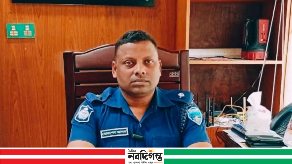 চন্দ্রগঞ্জে মানুষের আস্থায় ওসি মোরশেদ আলম