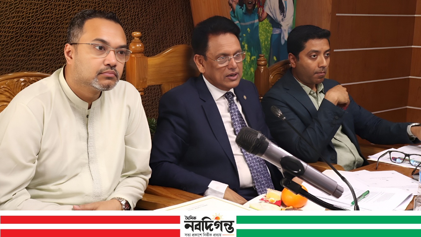 প্রাথমিক বিদ্যালয়ে ফিডিং কর্মসূচি নিয়ে পর্যালোচনা সভা অনুষ্ঠিত