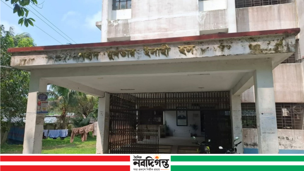 বেরোবি হলে ধারাবাহিক চুরি: ৫ নিরাপত্তা প্রহরী বদলি