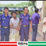 নওগাঁয় চার খুন: অভিযুক্ত আসামিকে পুলিশ সুপারের কার্যালয়ে নেওয়া হয়েছে