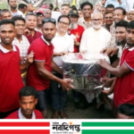 খুলনায় প্রথমবার ময়ূর নদে ভেলা বাইচ, দর্শকদের ঢল