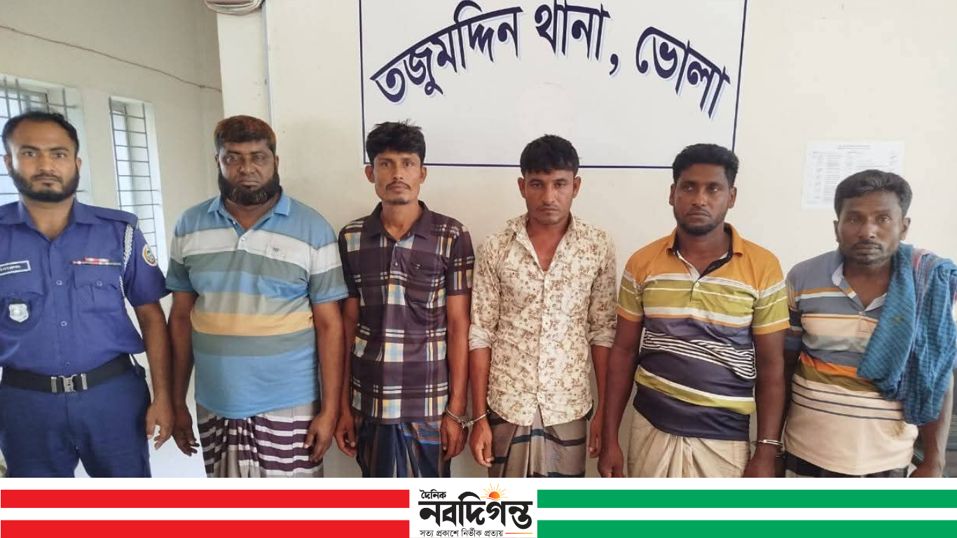 তজুমদ্দিনে বিশেষ অভিযানে আন্তঃজেলা গরু চোর চক্রের ৫ সদস্য গ্রেফতার, উদ্ধার ৫টি গরু