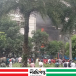 বগুড়ায় আজিজুল হক কলেজ গেট সংলগ্ন ফ্যাক্টরিতে ভয়াবহ অগ্নিকাণ্ড