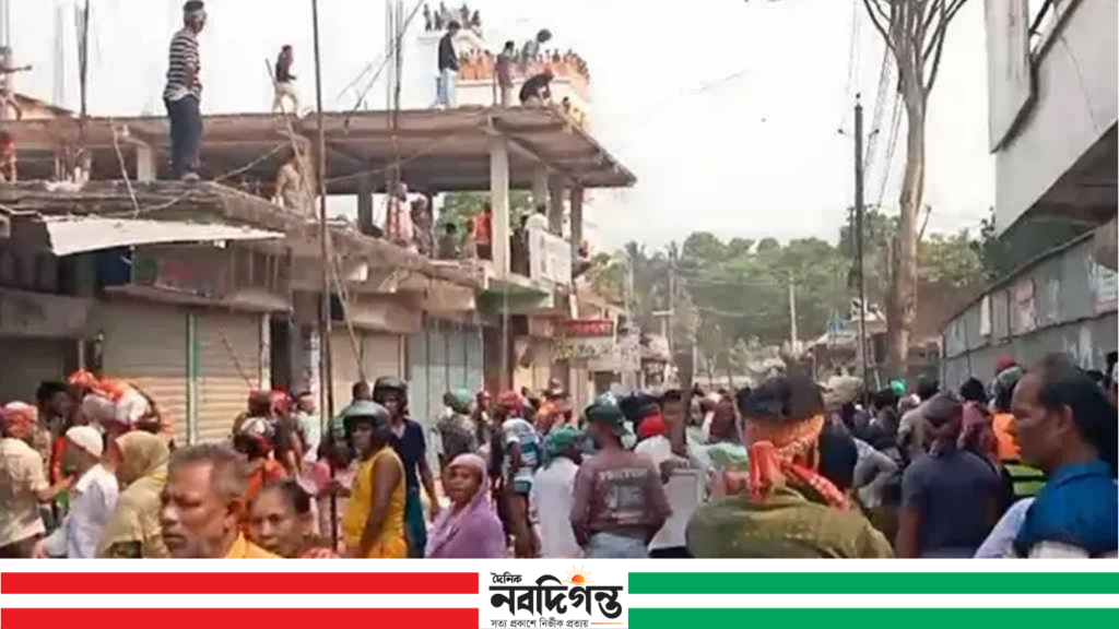 ফুটবল মাইকিংকে কেন্দ্র করে ফরিদপুরে চার গ্রামের মধ্যে রক্তক্ষয়ী সংঘর্ষ, আহত শতাধিক 1 Untitled design 48