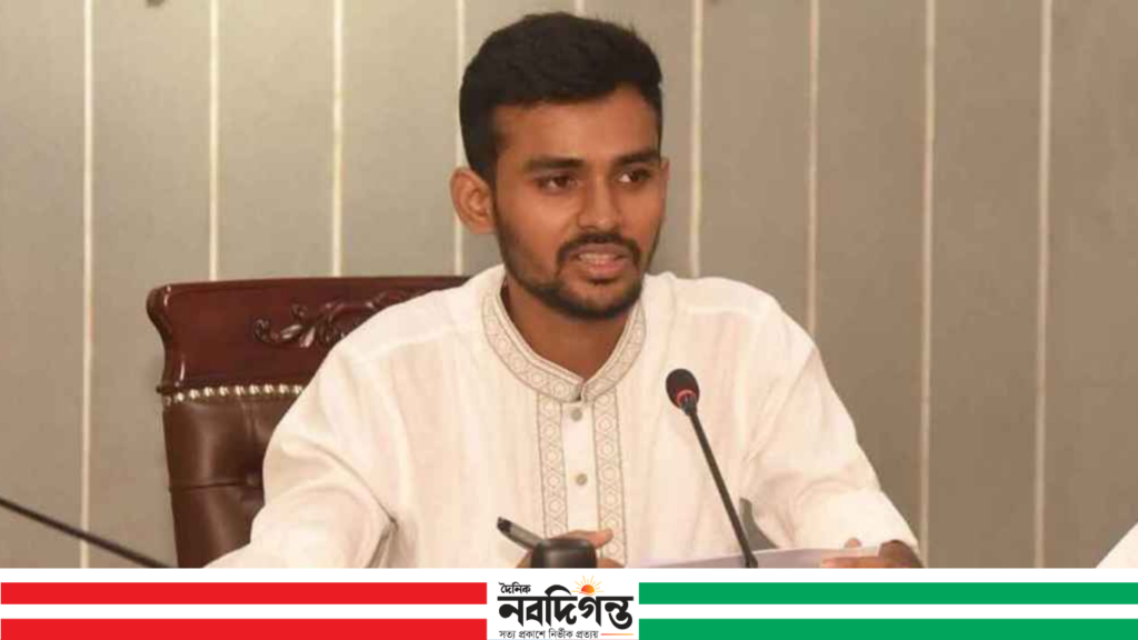 আসিফ মাহমুদ জানালেন, তদন্ত কমিটির ডাকে সাড়া না দেওয়ার কারণ