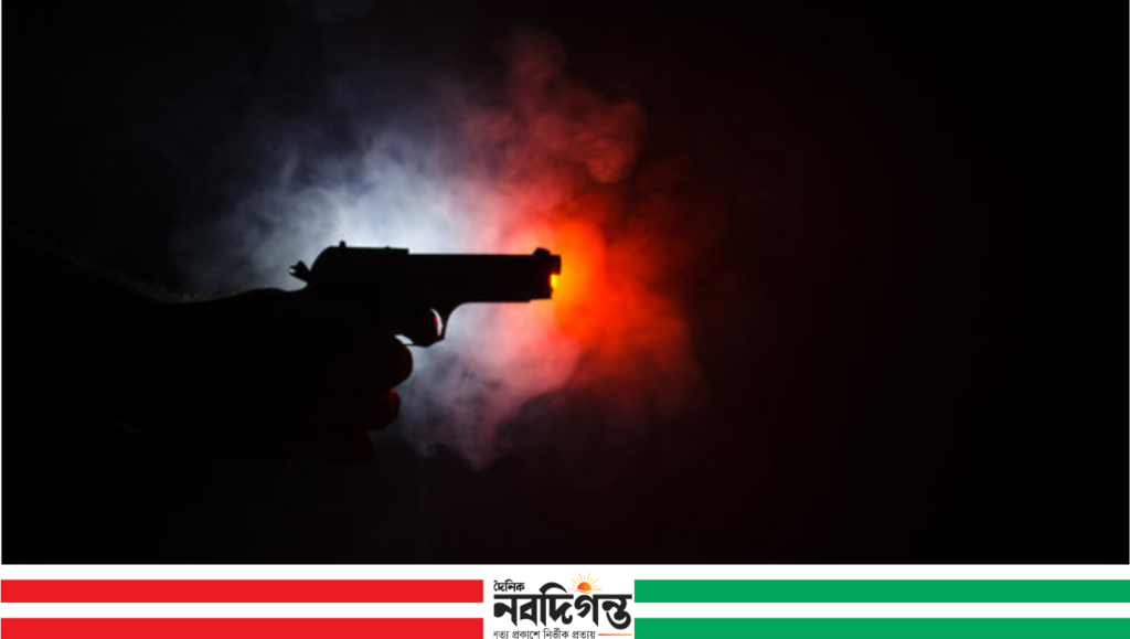 খুলনায় যুবককে গুলি, ঢাকাগামী অ্যাম্বুলেন্সেও হামলা; এলাকায় চাঞ্চল্য
