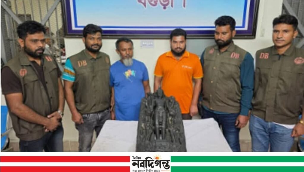 বগুড়ায় বিষ্ণুমূর্তিসহ দুইজন গ্রেপ্তার