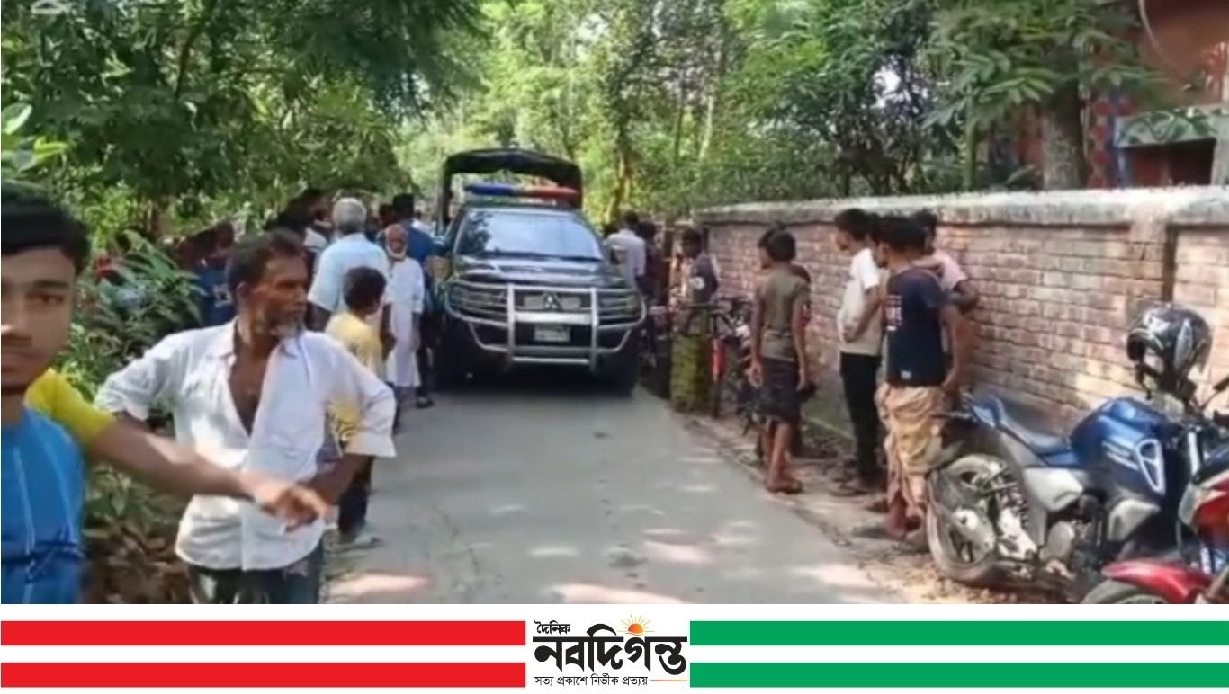 নাটোরে ঘুমন্ত স্বামীকে কুপিয়ে হত্যা, স্ত্রী আটক