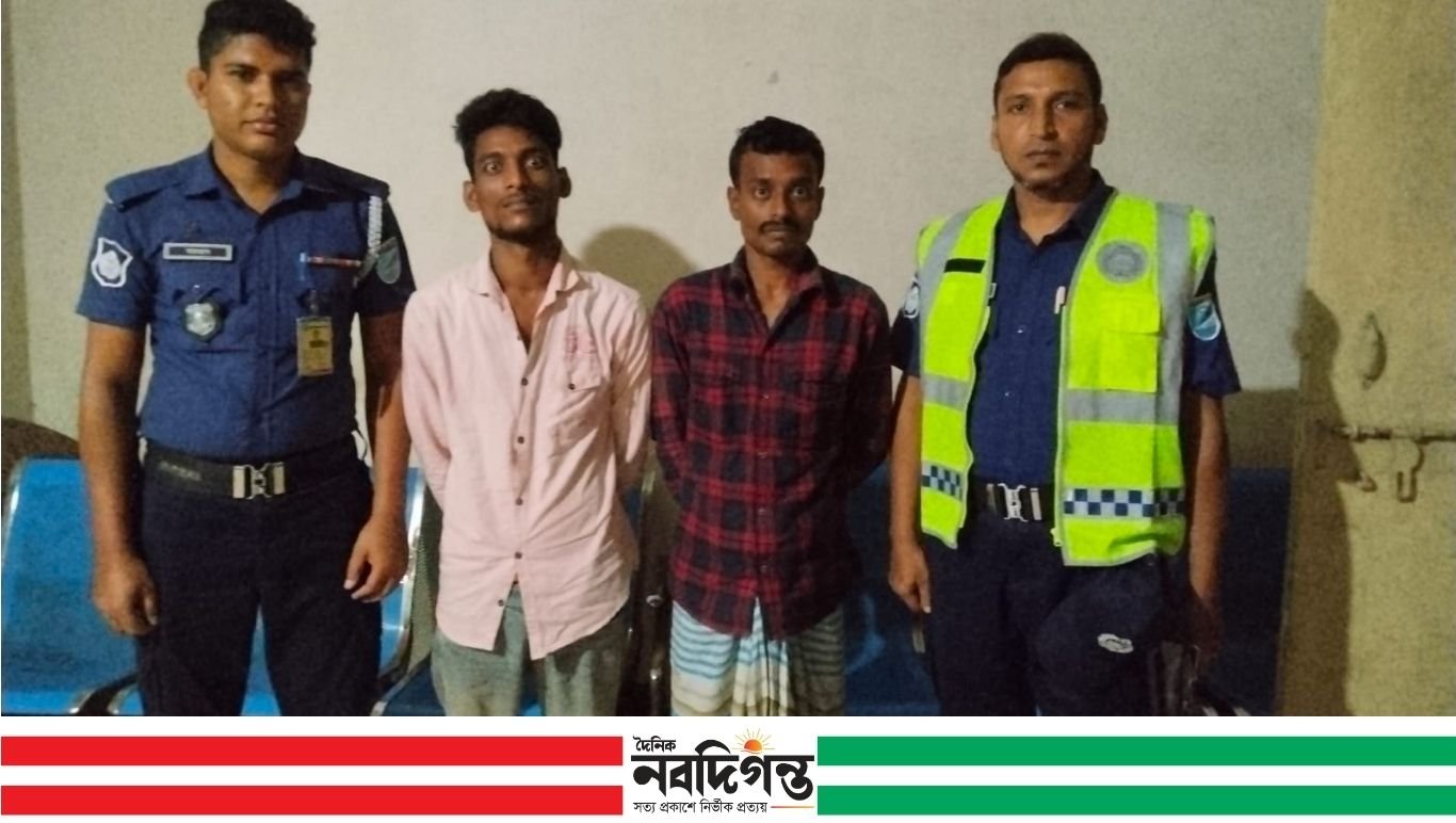 কটিয়াদীতে পৃথক অভিযানে দুই মাদক কারবারি গ্রেপ্তার, উদ্ধার ইয়াবা ও নেশাজাতীয় ট্যাবলেট