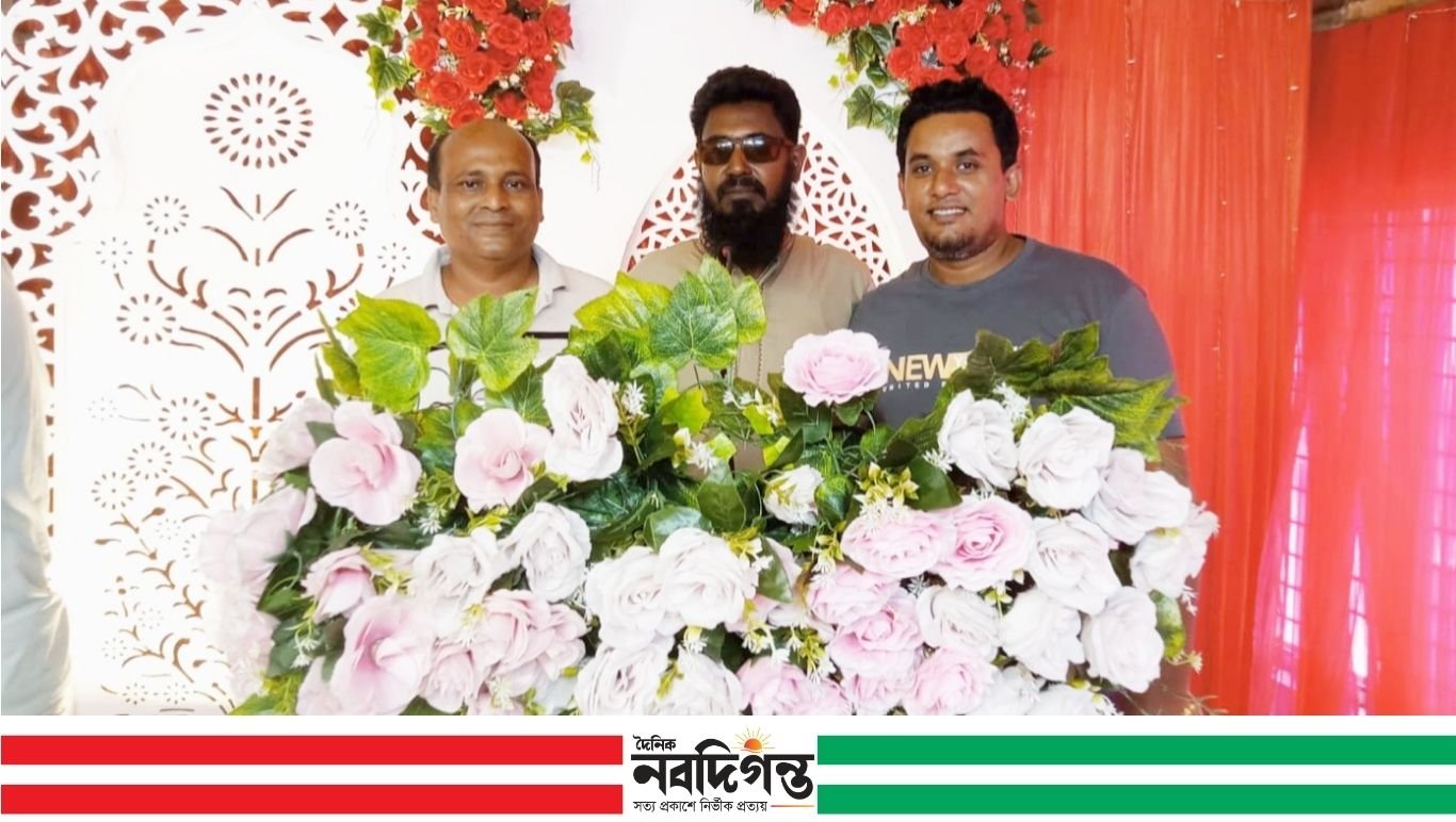 মাদারীপুরে ডেকোরেটর, লাইটিং ও ফুল ব্যবসায়ীদের মিলনমেলা ও প্রীতিভোজ অনুষ্ঠিত