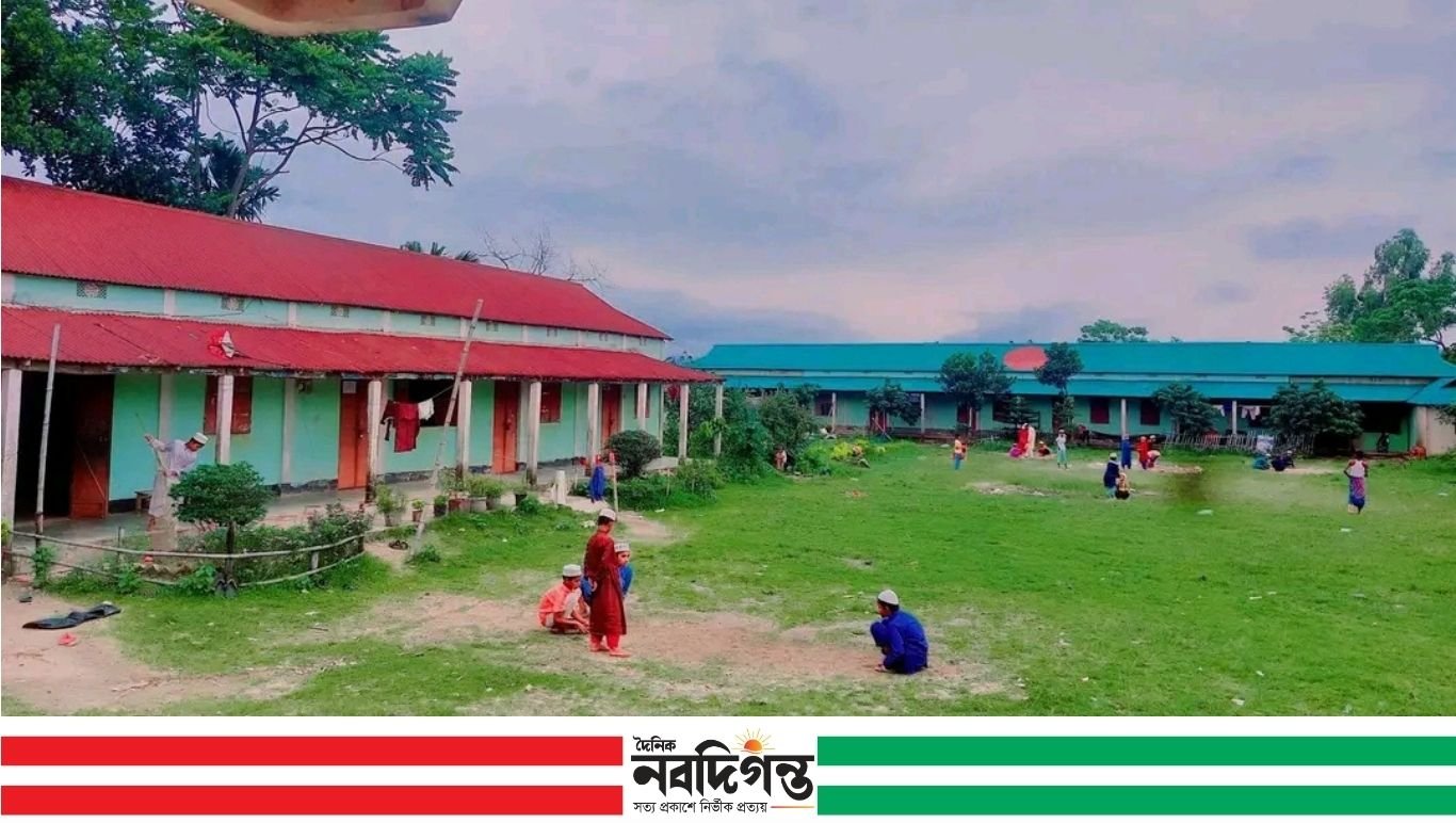 কেন্দ্রীয় পরীক্ষায় ৬টি এ প্লাস অর্জন