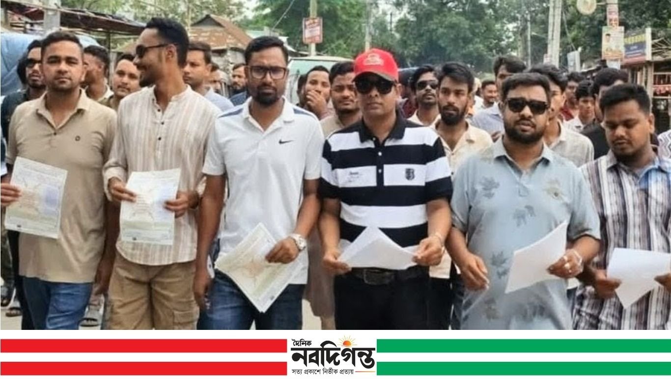 কুড়িগ্রামে জুলাই সনদের প্রচারে ছাত্রদলের লিফলেট বিতরণ