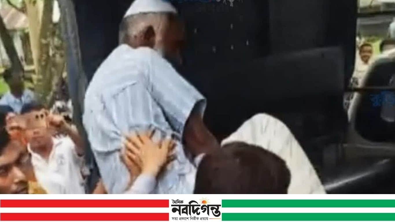 ১০৪ ভিজিএফ স্লিপ সহ গ্রেপ্তার কৃত ব্যক্তিটি গভীর রাতে মুক্তি পেয়েছে