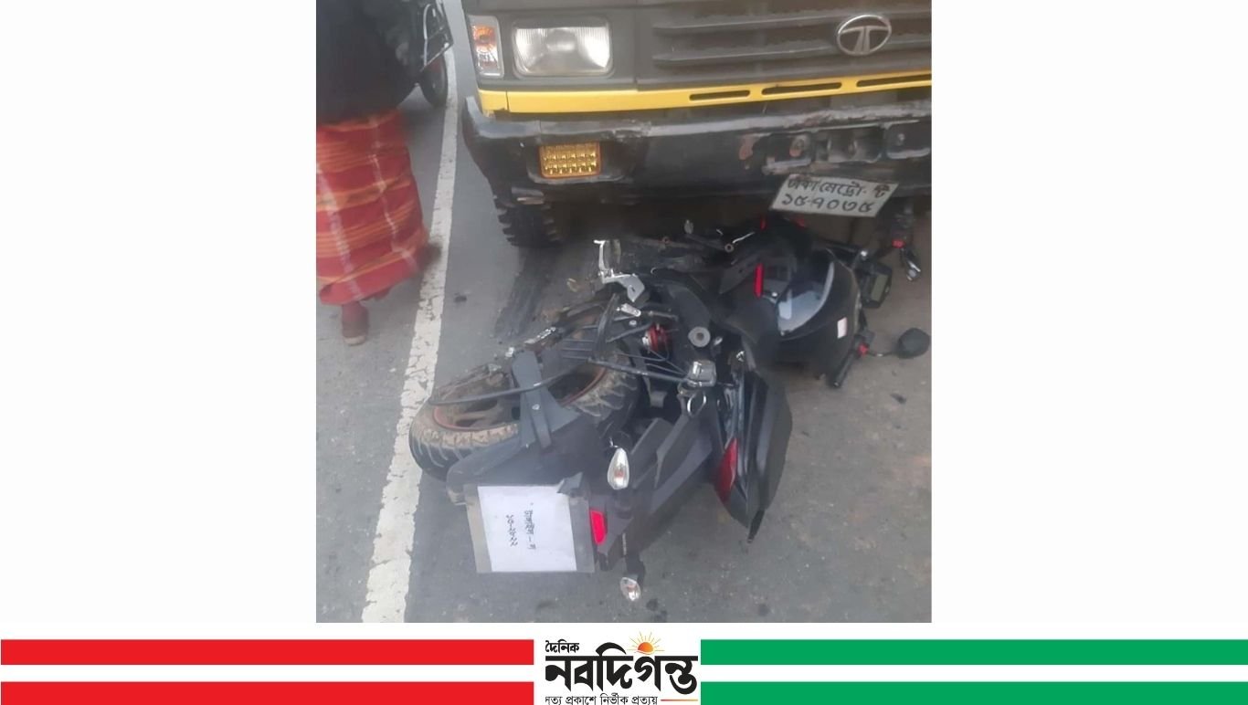 আদমদীঘিতে ট্রাকচাপায় এনজিও কর্মকর্তা নিহত, চালক আটক