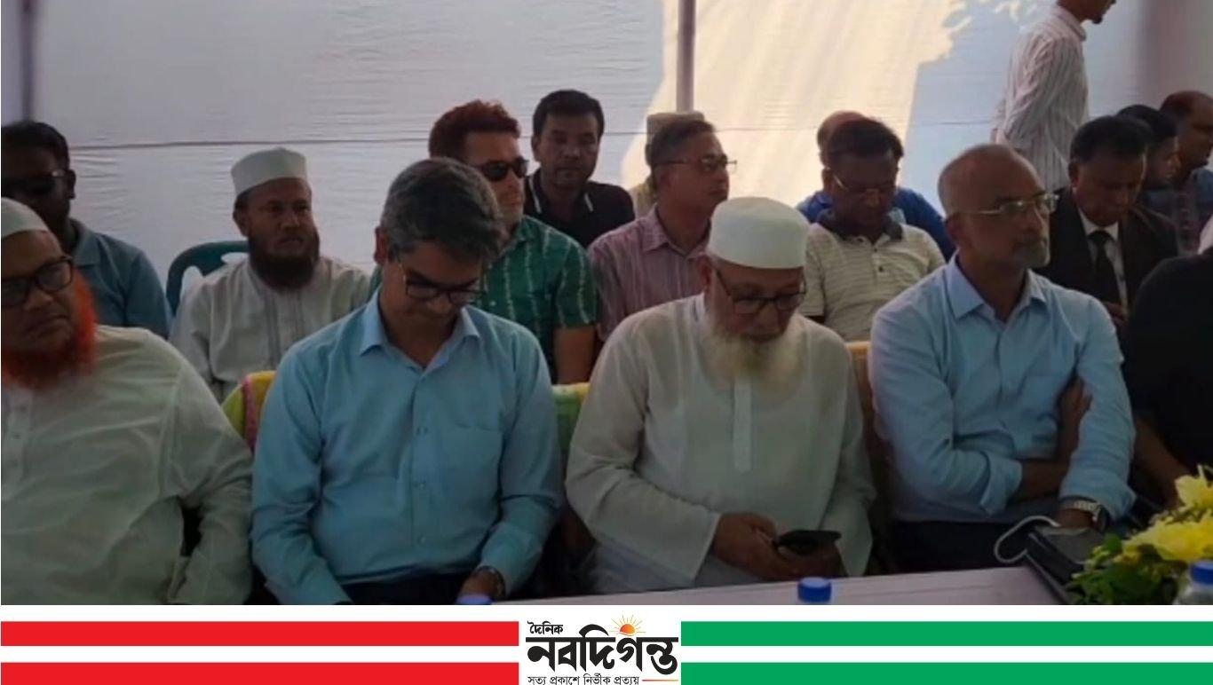 শোলাকিয়া ঈদগাহ মাঠে প্রবেশ তোরণের ভিত্তিপ্রস্তর স্থাপন