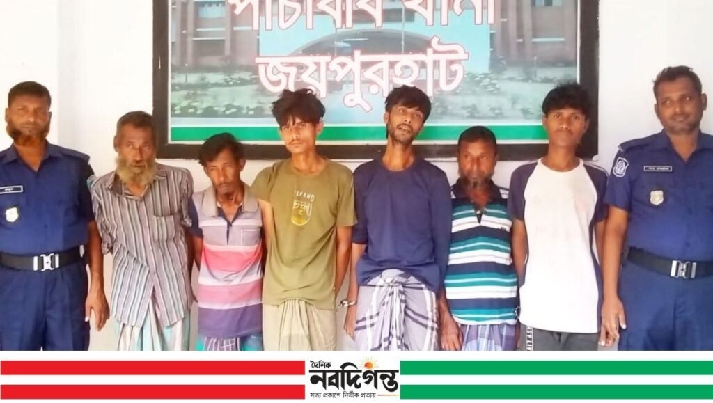 পাঁচবিবিতে পৃথক অভিযানে ৬ মাদক কারবারি গ্রেফতার