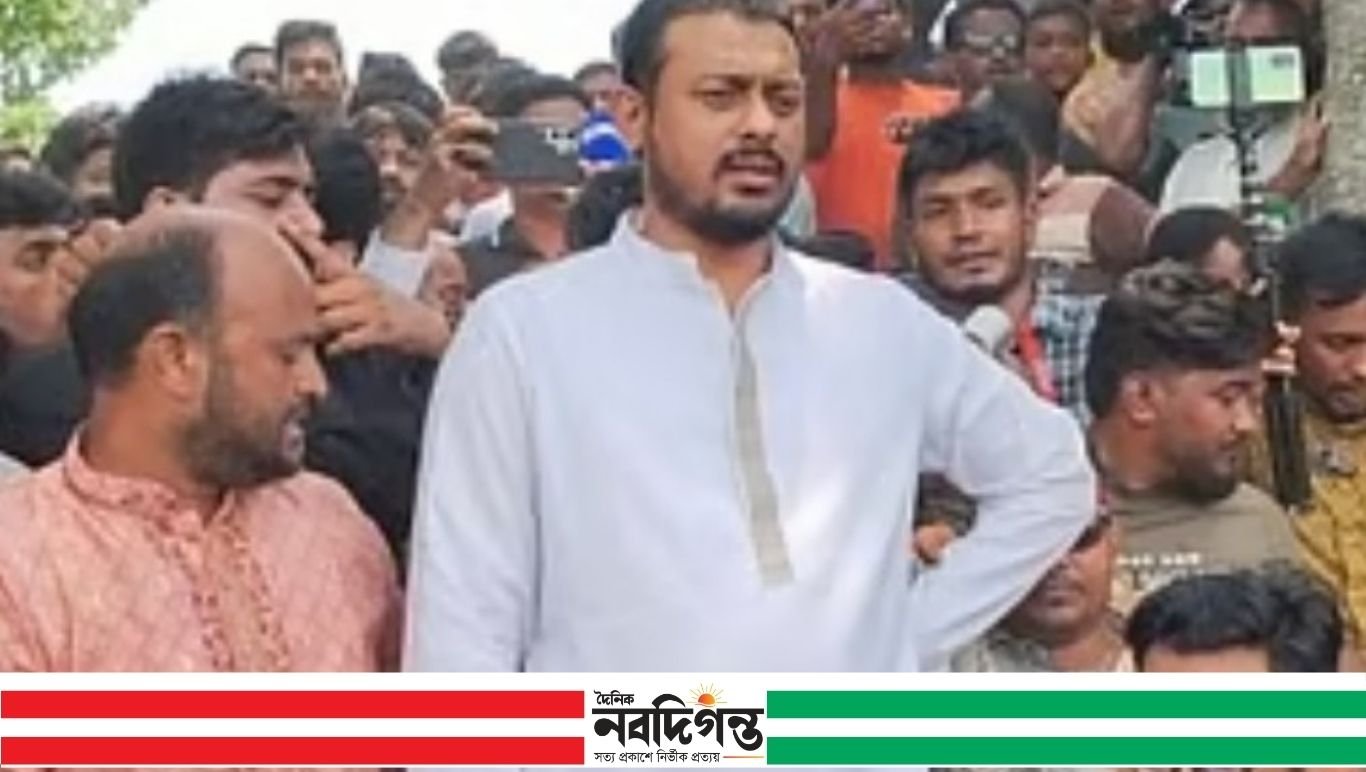 বেনাপোলে এনসিপি নেতা নাসীরুদ্দীন পাটওয়ারীর গাড়িবহরে হামলার অভিযোগ
