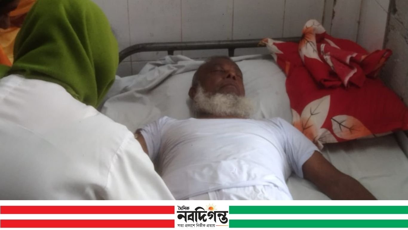 নড়াইলে ইউপি চেয়ারম্যানকে মারধরের অভিযোগ, হাসপাতালে ভর্তি
