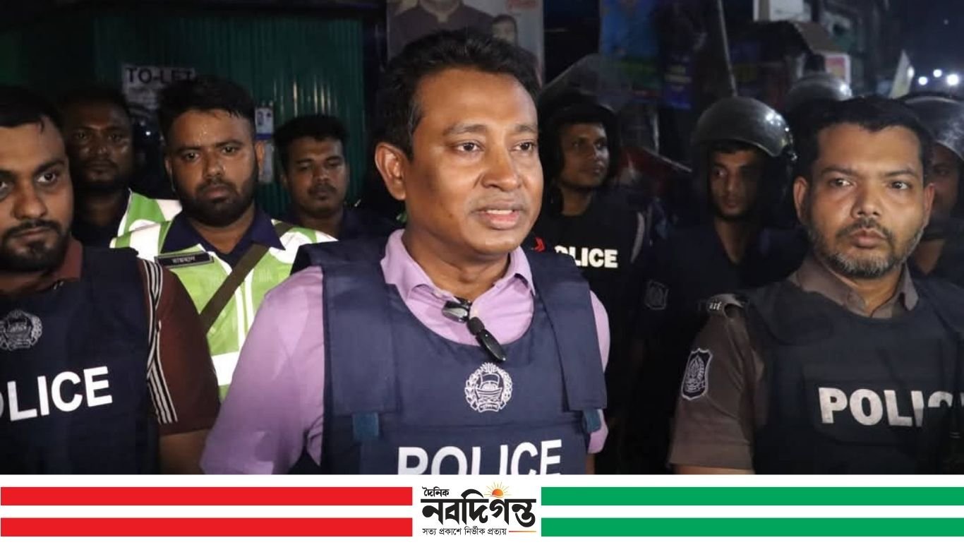 ভৈরবে মাইক্রোবাস স্ট্যান্ডে সংঘর্ষ, পুলিশি হস্তক্ষেপে পরিস্থিতি স্বাভাবিক