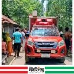 পতাকা টাঙাতে গিয়ে গাছে অচেতন যুবক, ফায়ার সার্ভিসের তৎপরতায় উদ্ধার