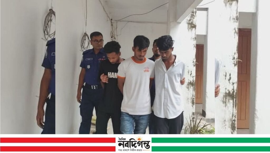 ঠাকুরগাঁওয়ে ঘুরতে নিয়ে গিয়ে কিশোরীকে গণধর্ষণ প্রেমিকসহ গ্রেফতার৩ 1 ঠাকুরগাঁওয়ে ঘুরতে নিয়ে গিয়ে কিশোরীকে গণধর্ষণ প্রেমিকসহ গ্রেফতার৩