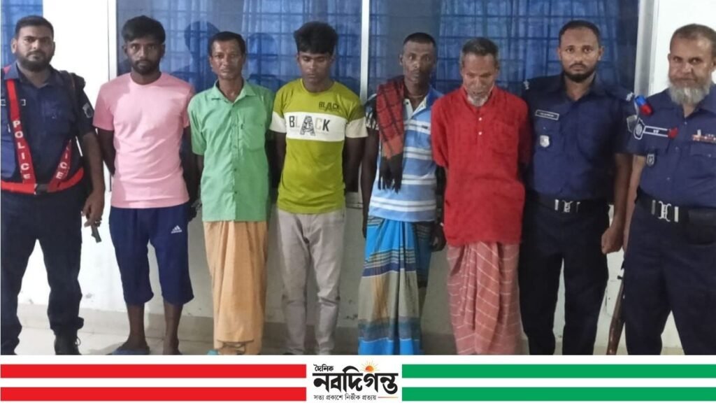 ক্ষেতলালে মাদকবিরোধী অভিযানে ৫ জন গ্রেপ্তার, ভ্রাম্যমাণ আদালতের কারাদণ্ড