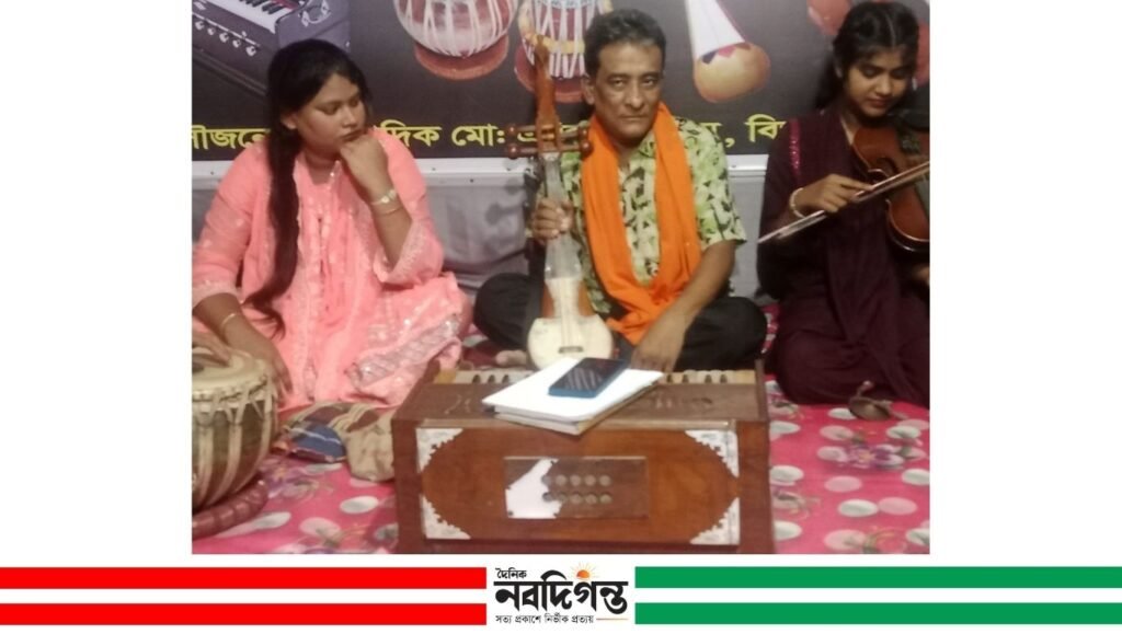 কটিয়াদীতে বাউল সংগীত একাডেমি টিকিয়ে রাখতে সহযোগিতা চাইলেন শিল্পী মোস্তফা বয়াতি