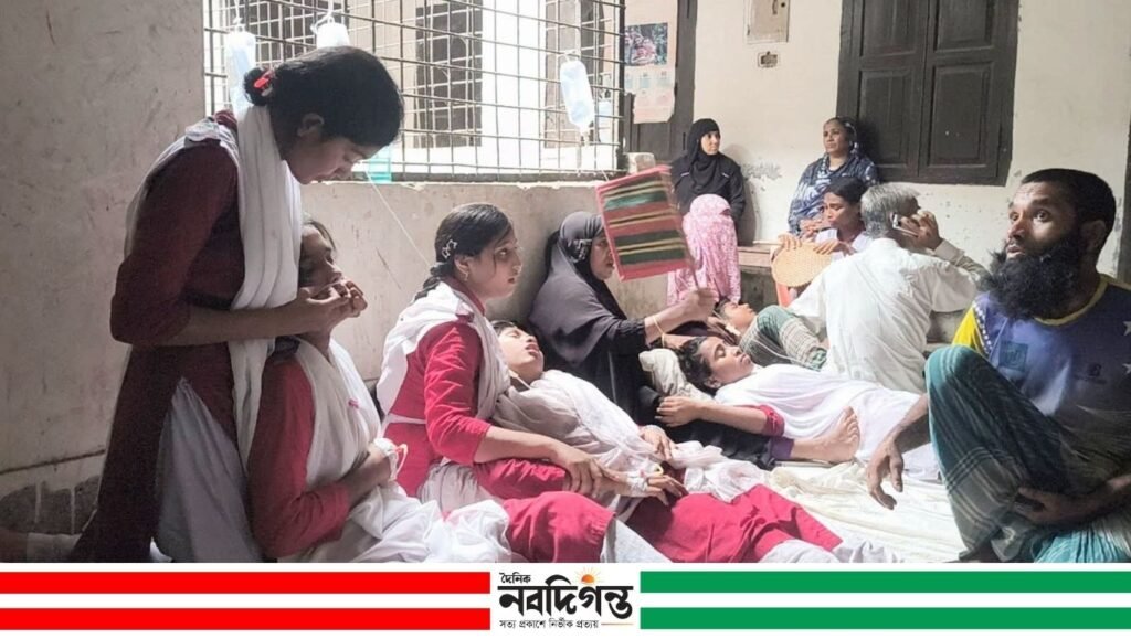 বাকেরগঞ্জে বডি স্প্রে ব্যবহারের ১৪ শিক্ষার্থী অসুস্থ, ৩ জন বরিশালে প্রেরণ
