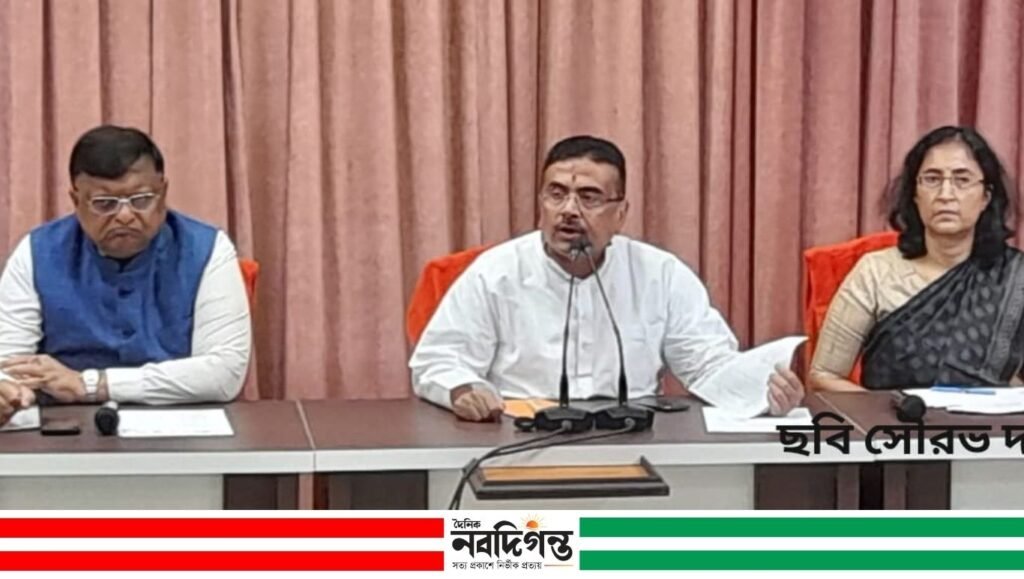 ৩১ জুলাই পর্যন্ত নির্মাণকাজ স্থগিত, তারাতলা দুর্ঘটনায় নিহত ৫ আহত ২৫ ৩১ জুলাই পর্যন্ত নির্মাণকাজ স্থগিত, তারাতলা দুর্ঘটনায় নিহত ৫ আহত ২৫