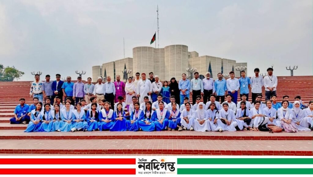 নাসিরনগরের শিক্ষার্থীদের সংসদ অধিবেশন দেখার সুযোগ করে দিলেন এমপি এম এ হান্নান নাসিরনগরের শিক্ষার্থীদের সংসদ অধিবেশন দেখার সুযোগ করে দিলেন এমপি এম এ হান্নান