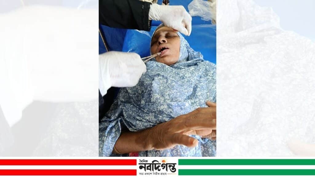 মায়ের সম্পত্তি নিজের নামে নিতে নির্যাতন, বৃদ্ধা মায়ের দাঁত ভাঙার অভিযোগে মামলা