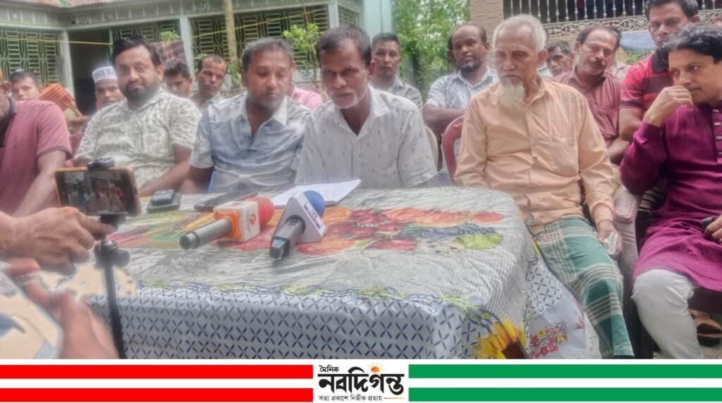 বাজিতপুরে রাস্তা নির্মাণ নিয়ে বিরোধ, সংবাদ সম্মেলনে বিচার দাবি বিএনপি নেতা বাহাউদ্দিনের বাজিতপুরে রাস্তা নির্মাণ নিয়ে বিরোধ, সংবাদ সম্মেলনে বিচার দাবি বিএনপি নেতা বাহাউদ্দিনের