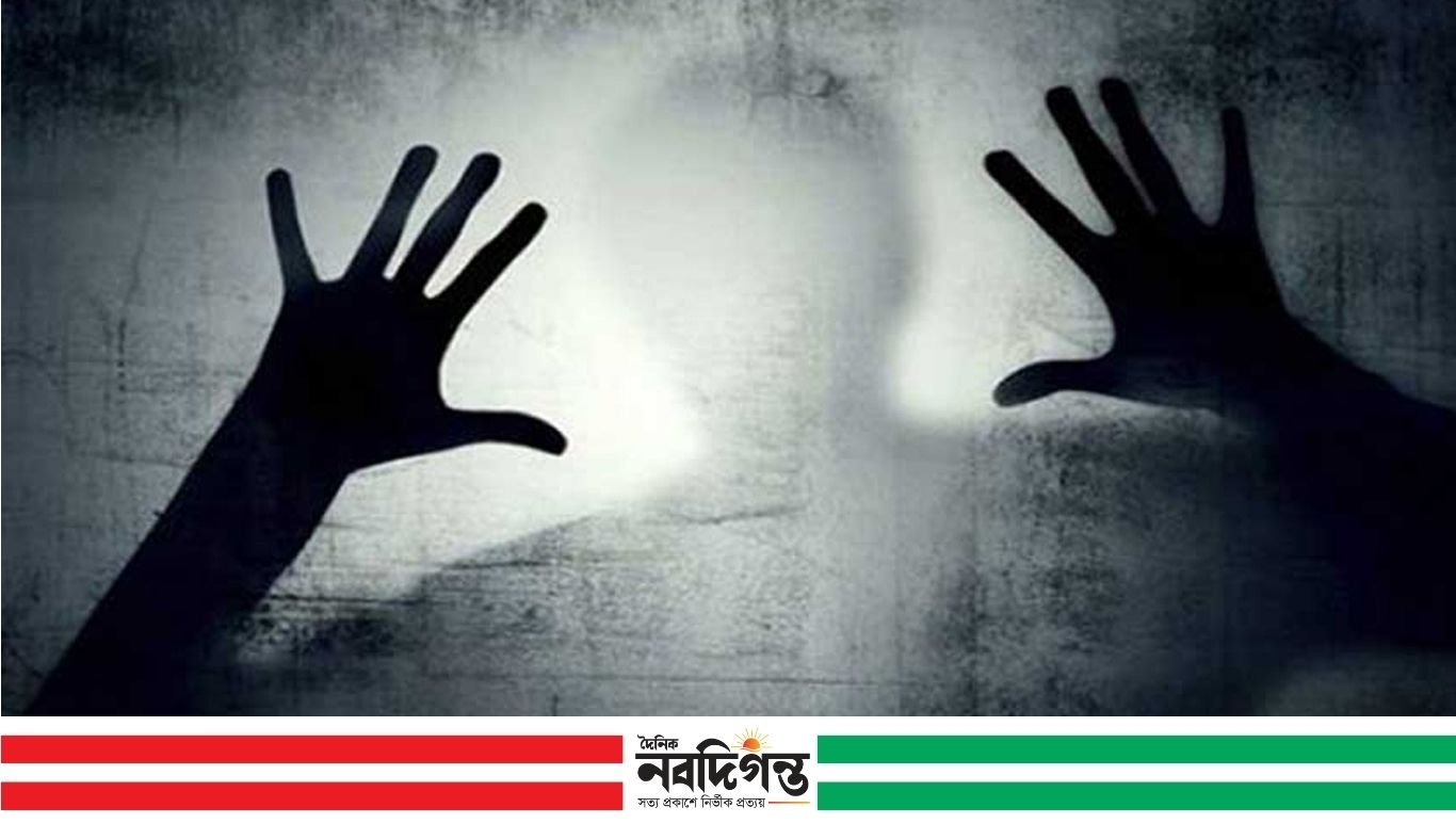 মাদরাসা শিক্ষার্থীর সঙ্গে অনাকাঙ্ক্ষিত আচরণের অভিযোগে শিক্ষক আটক