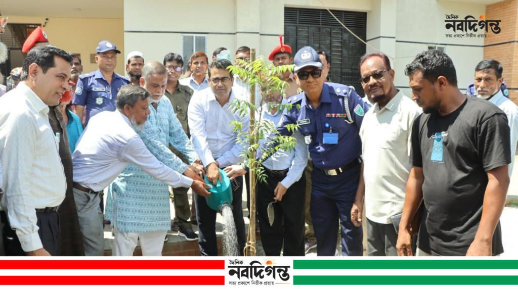 হবিগঞ্জে বৃক্ষরোপণ অভিযান ও বৃক্ষমেলা-২০২৬ উদ্বোধন