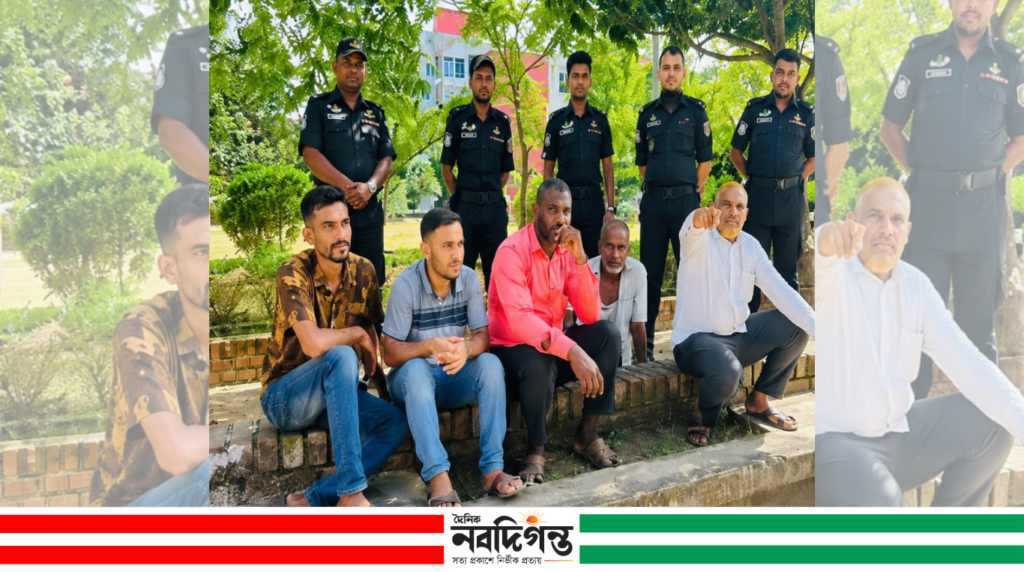 সিলেট জোনাল সেটেলমেন্ট অফিস থেকে ৫ দালাল আটক সিলেট জোনাল সেটেলমেন্ট অফিস থেকে ৫ দালাল আটক