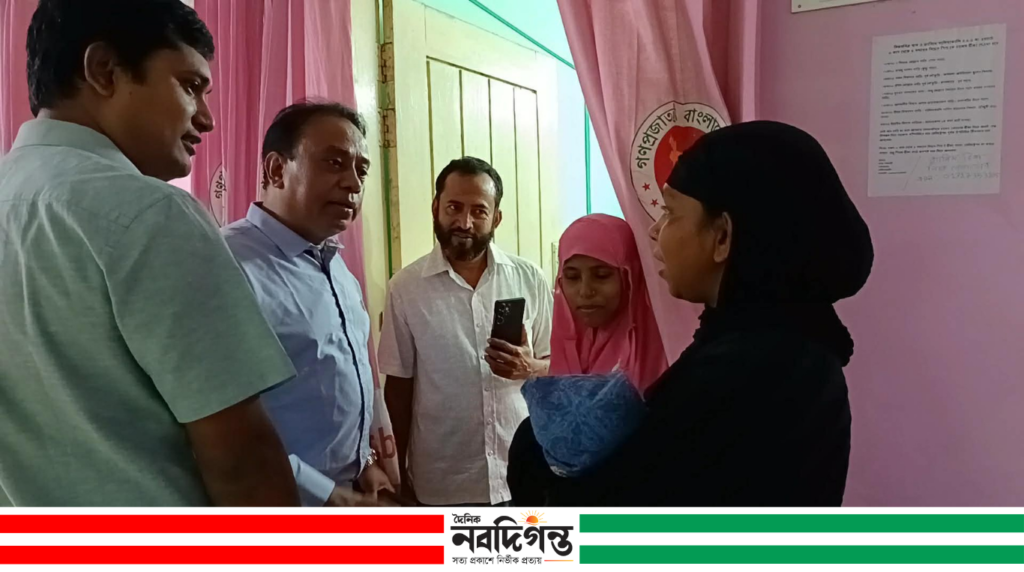 বালিয়াকান্দি উপজেলা স্বাস্থ্য কমপ্লেক্সে সিভিল সার্জনের আকস্মিক পরিদর্শন