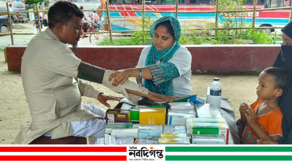 ছায়া-১ গাউছিয়ায় বিনামূল্যে চিকিৎসা ও ঔষুধ বিতরণ ছায়া-১ গাউছিয়ায় বিনামূল্যে চিকিৎসা ও ওষুধ বিতরণ