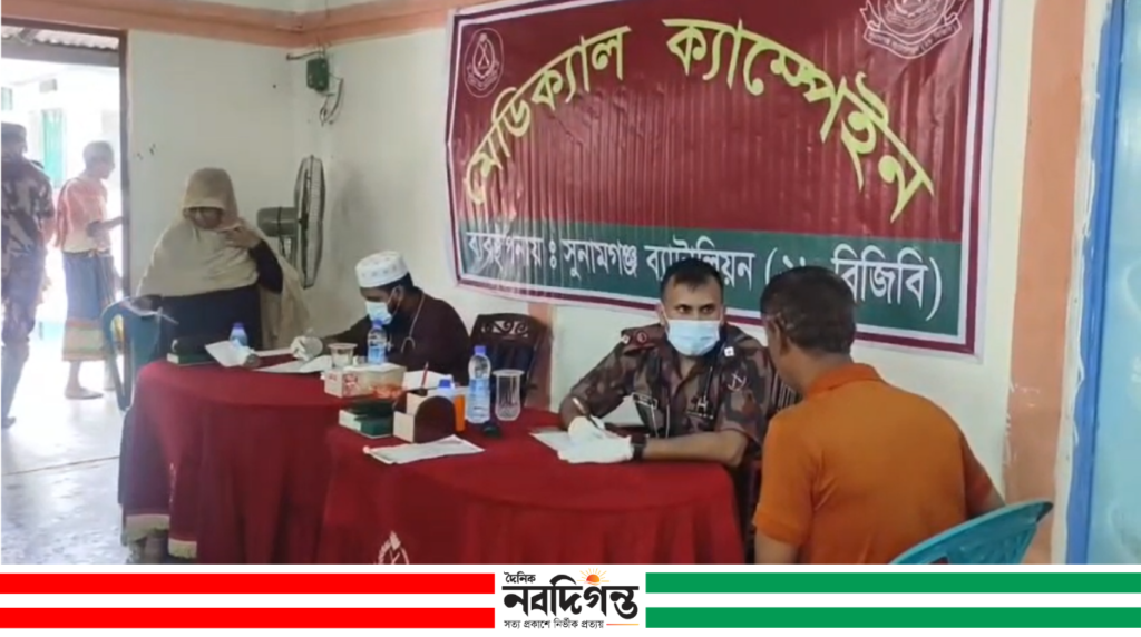 বিজিবির ফ্রি মেডিকেল ক্যাম্প, পাঁচ শতাধিক মানুষ পেলেন চিকিৎসাসেবা