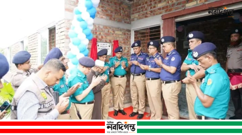 নতুন ভবনে কার্যক্রম শুরু করল খুলনার লবণচরা থানা