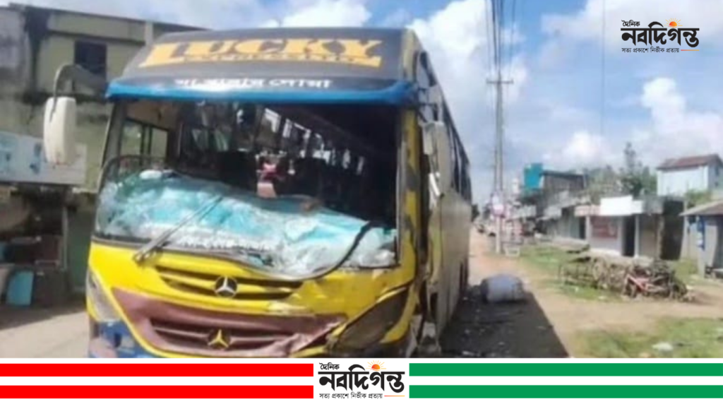 নবীগঞ্জে বাস-পিকআপ মুখোমুখি সংঘর্ষে নিহত ৩, আহত ২