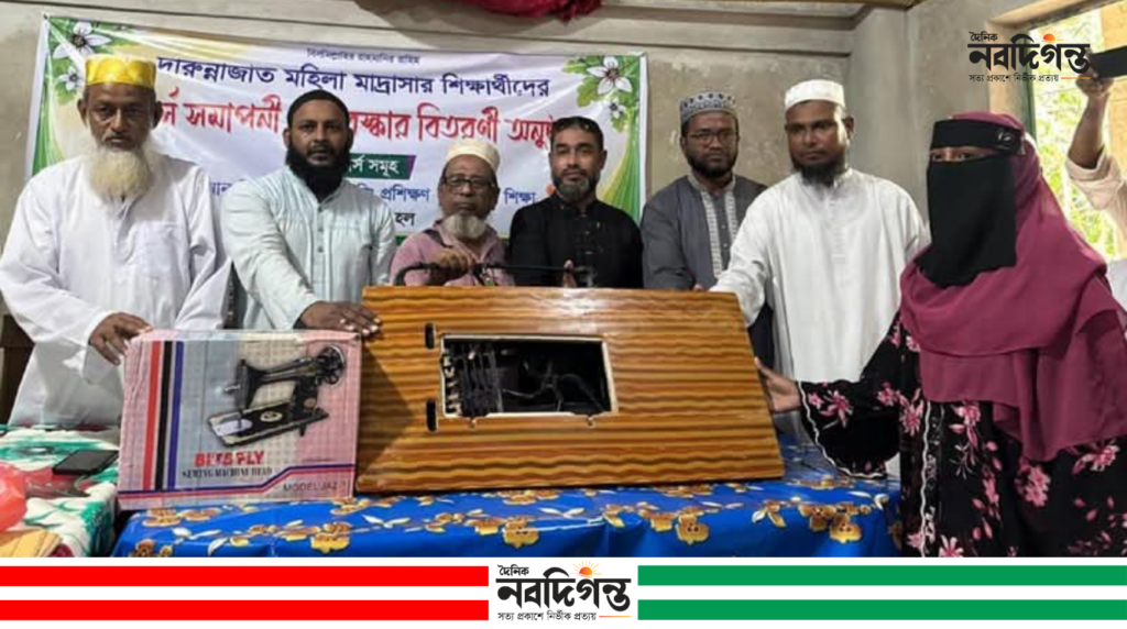 বিশ্বনাথে দারুন নাজাত মহিলা মাদ্রাসায় পুরস্কার বিতরণ